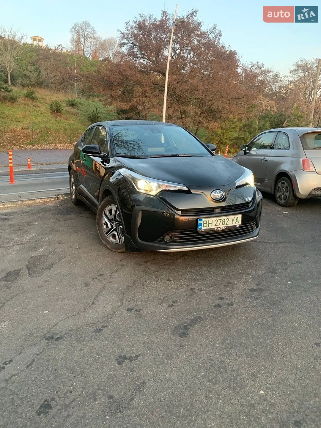 2021 Toyota C-HR - мініатюра 4