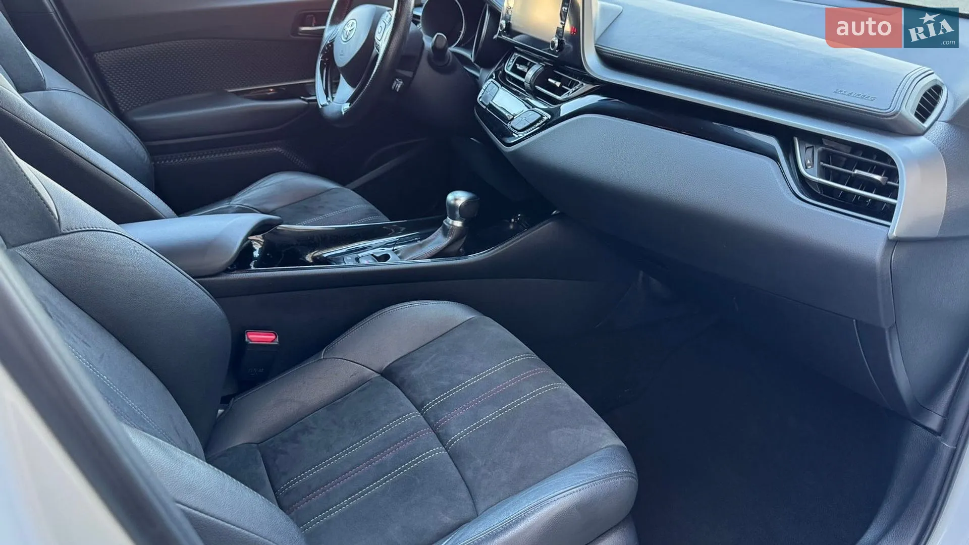 2021 Toyota C-HR - мініатюра 6