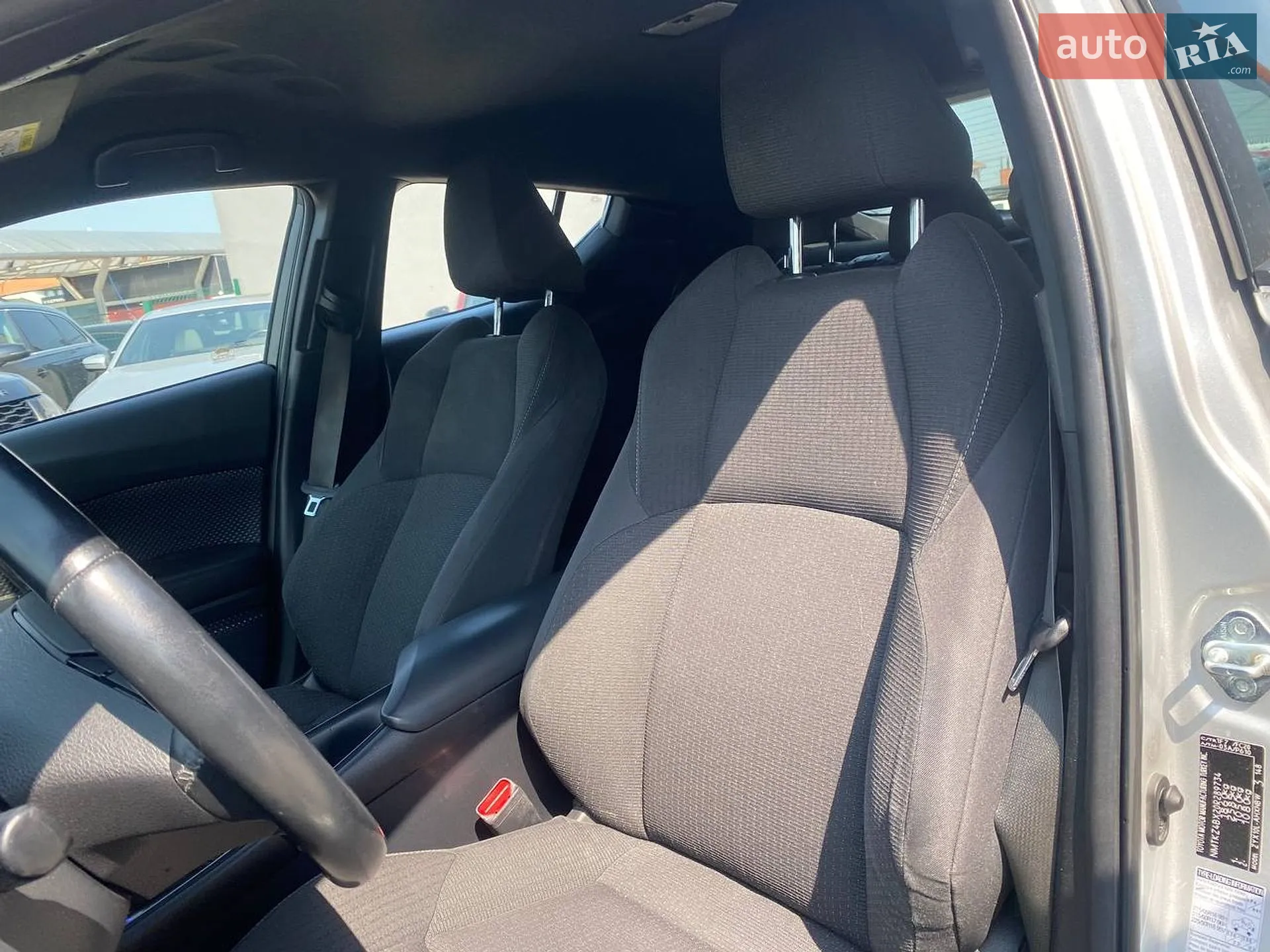 2019 Toyota C-HR - мініатюра 19