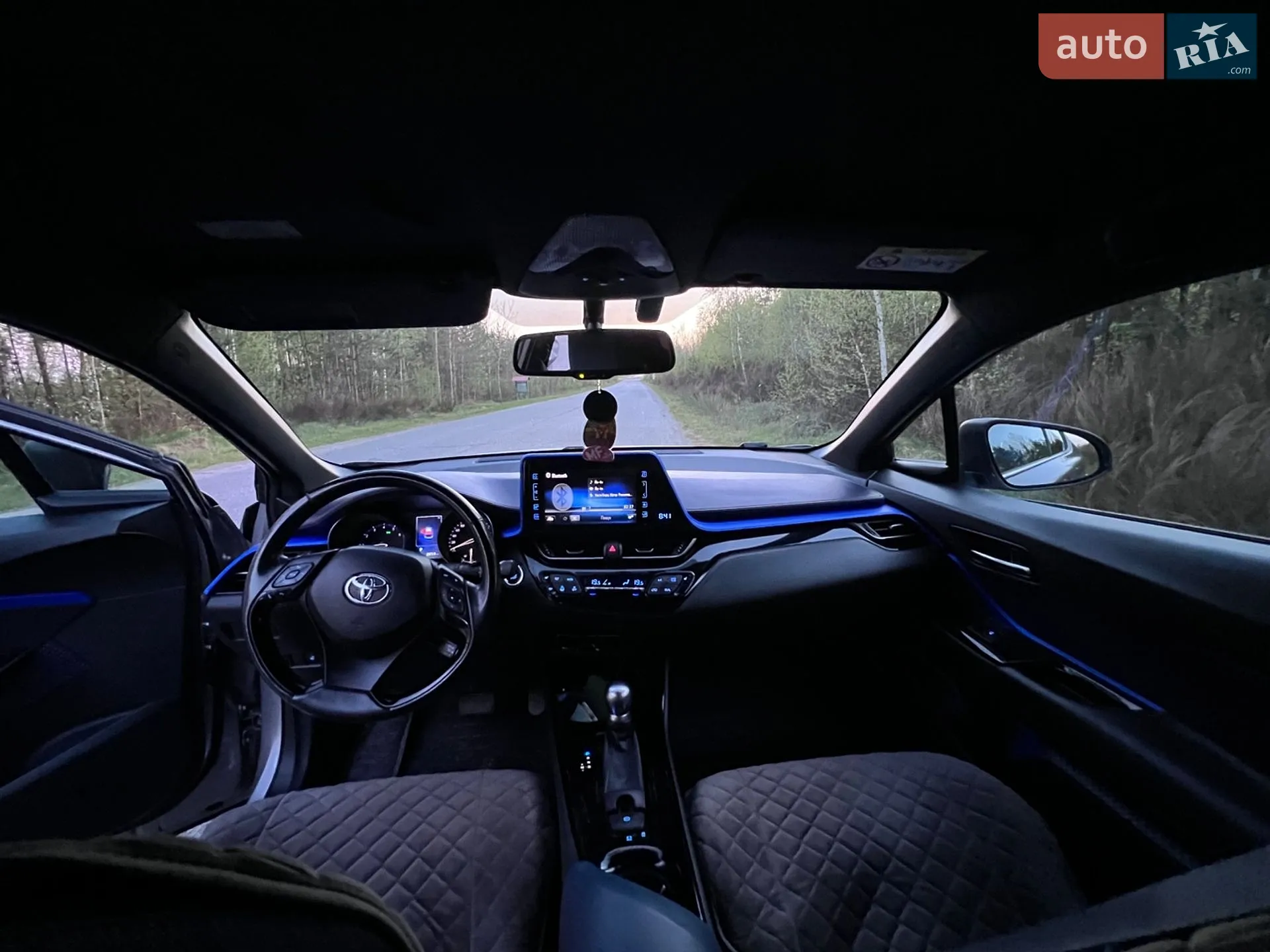 2016 Toyota C-HR - мініатюра 4