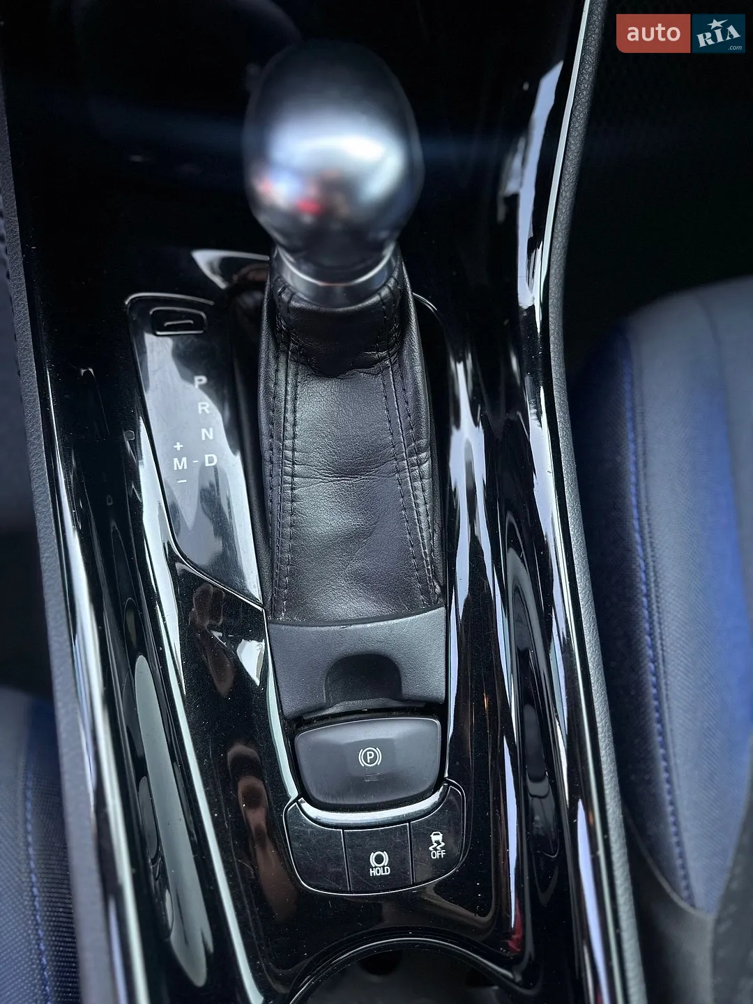 2017 Toyota C-HR - мініатюра 15