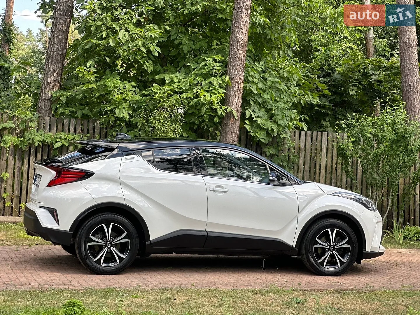2019 Toyota C-HR - мініатюра 31