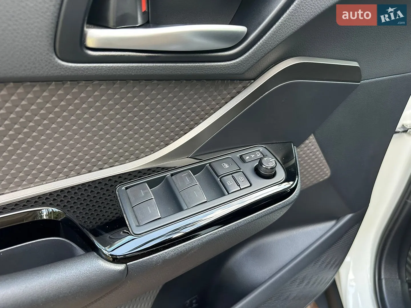 2019 Toyota C-HR - мініатюра 78