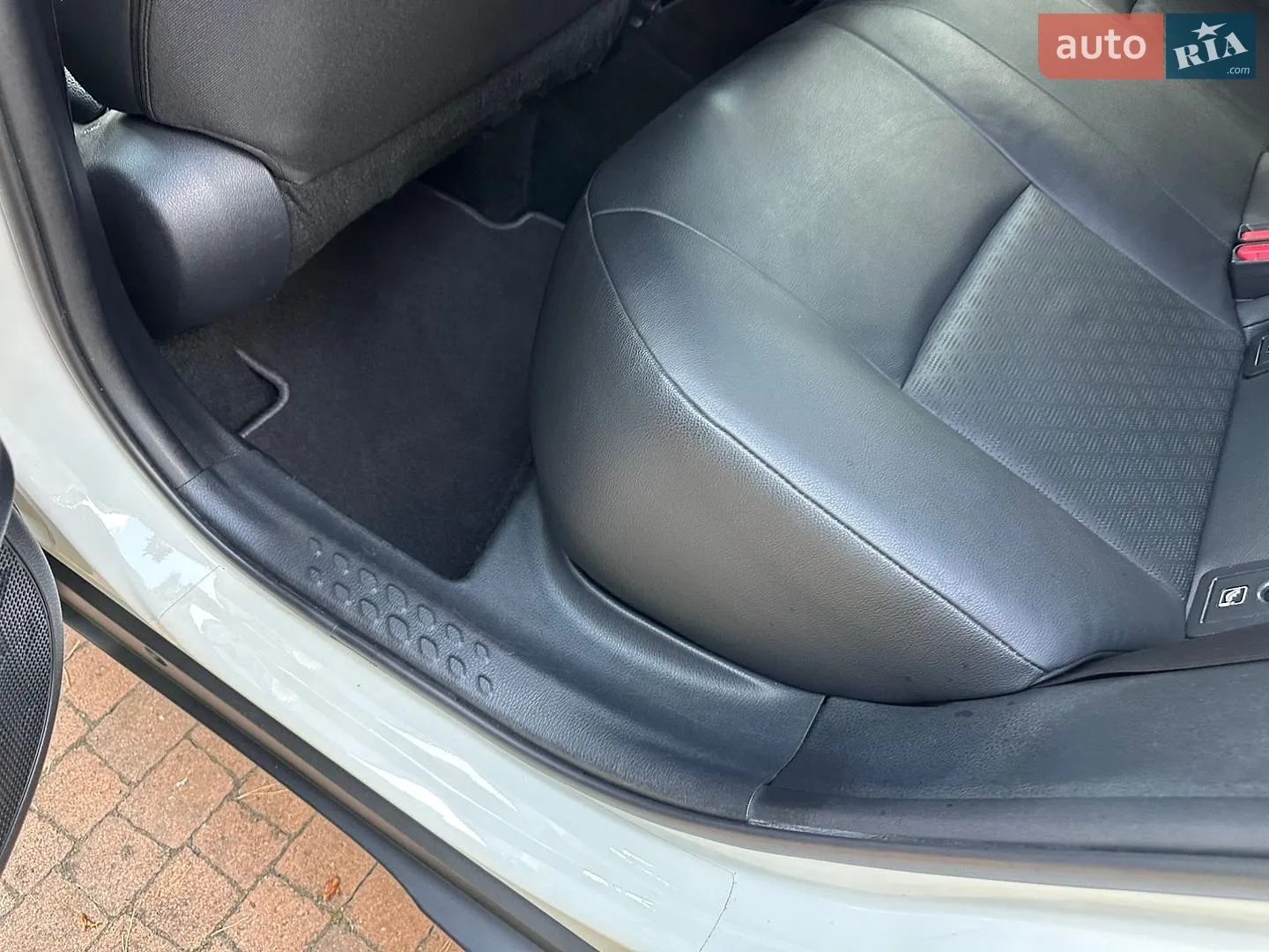 2019 Toyota C-HR - мініатюра 124