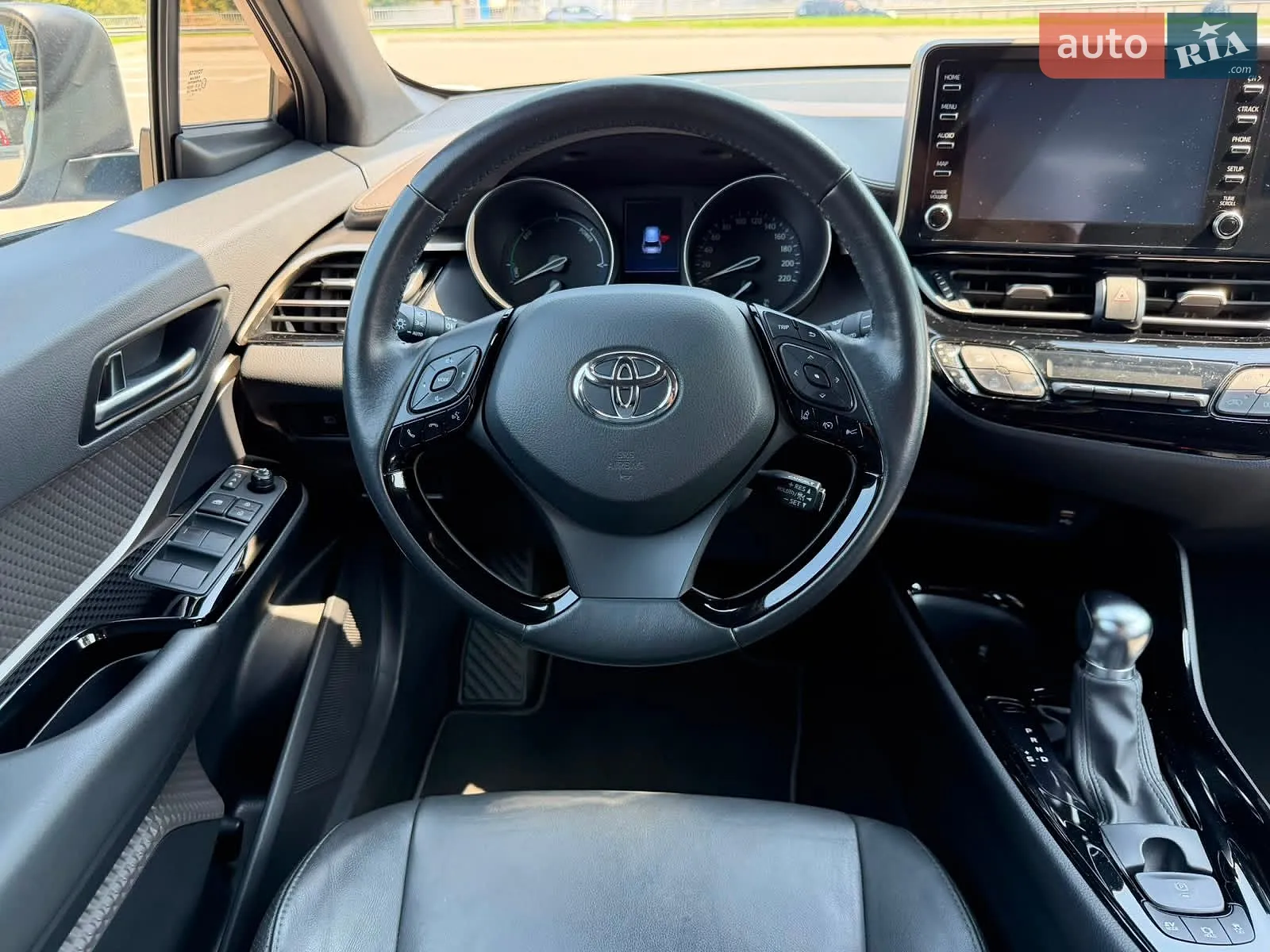2022 Toyota C-HR - мініатюра 15