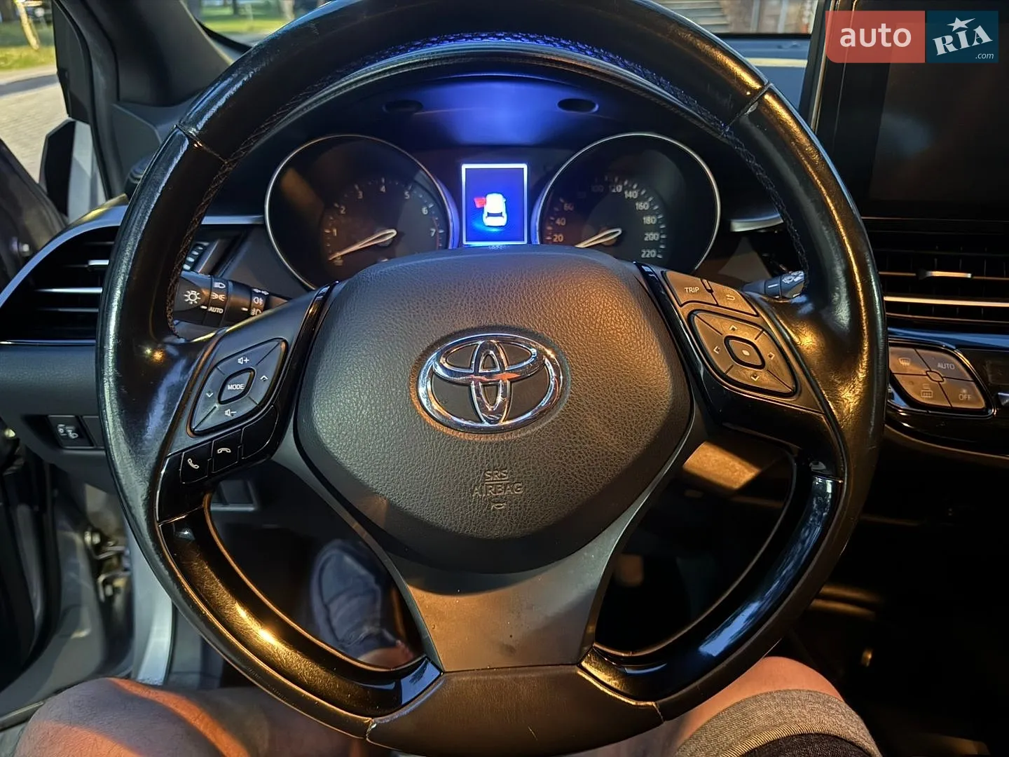 2018 Toyota C-HR - мініатюра 9