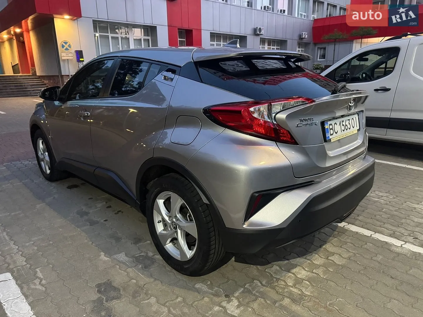 2018 Toyota C-HR - мініатюра 4
