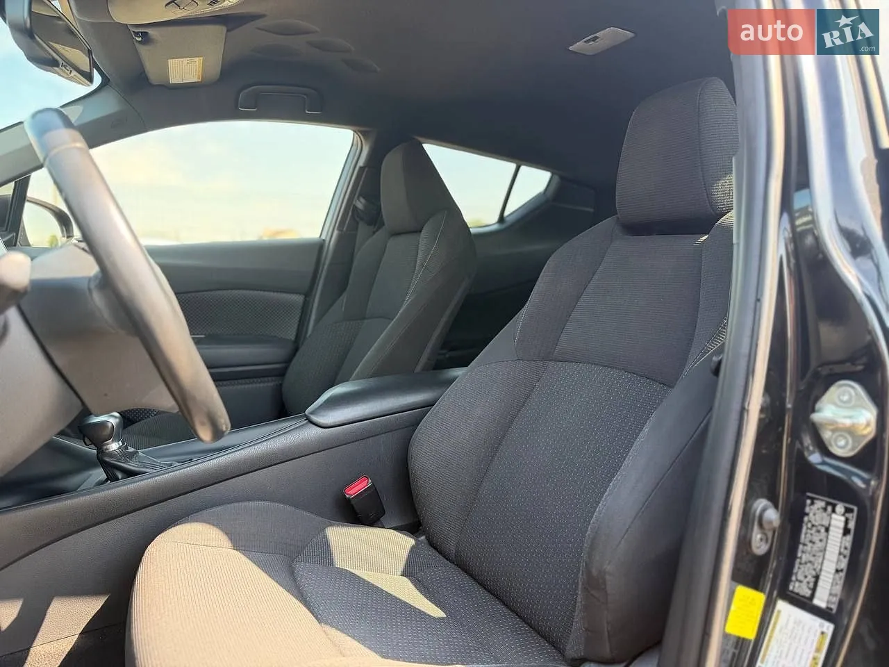 2018 Toyota C-HR - мініатюра 13