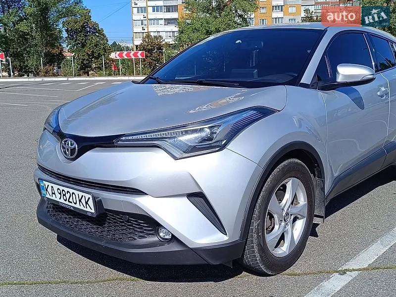 Toyota C-HR 2016