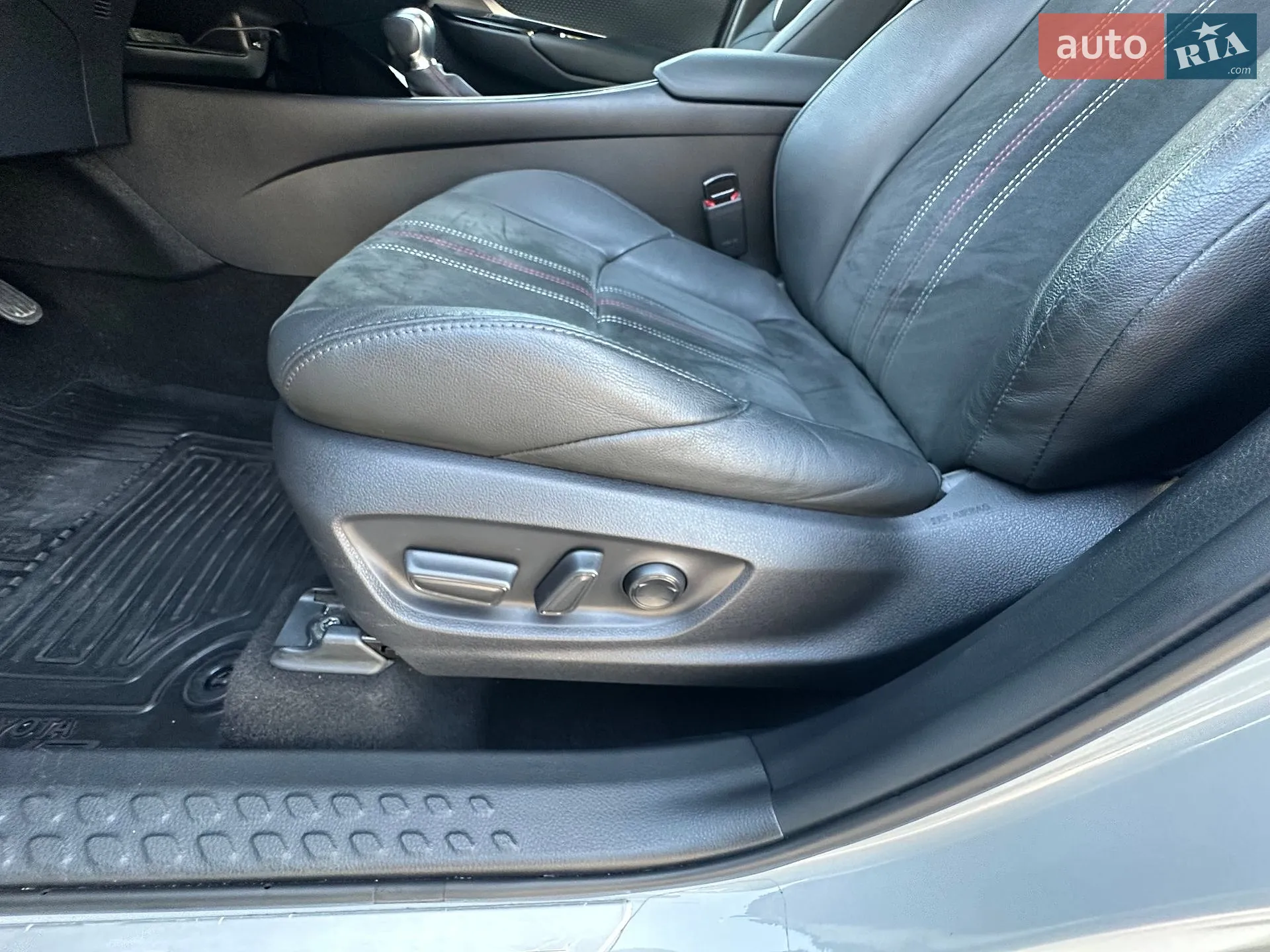 2021 Toyota C-HR - мініатюра 14