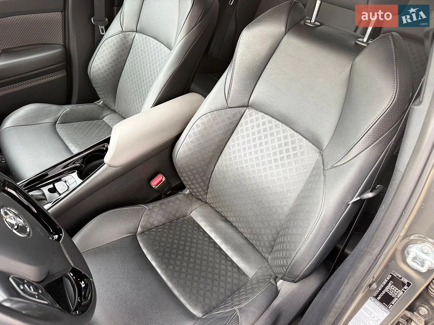 2021 Toyota C-HR - мініатюра 15