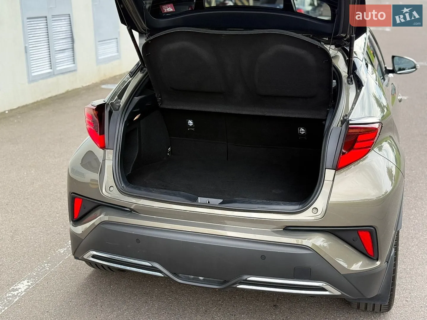 2021 Toyota C-HR - мініатюра 41