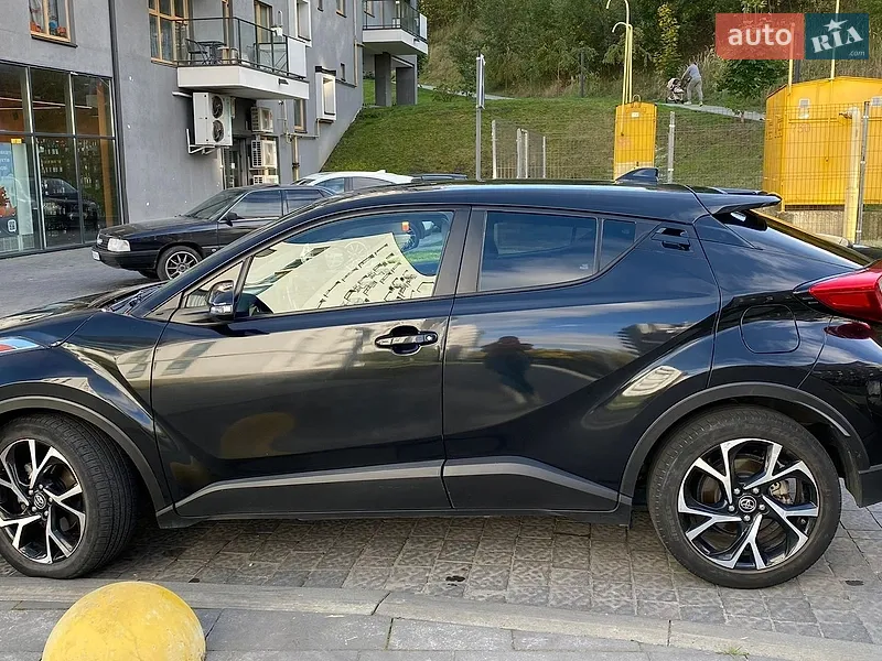 Toyota C-HR