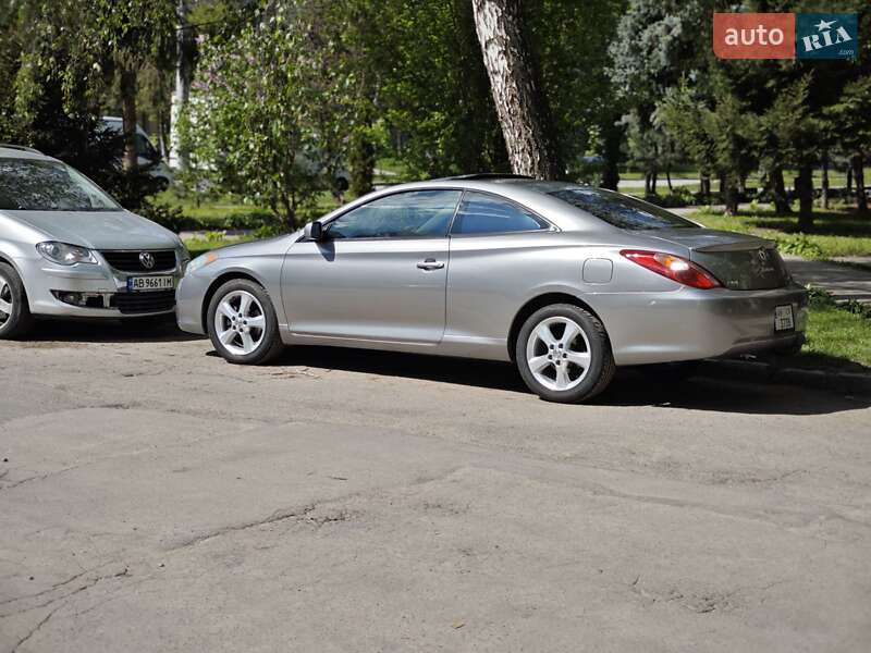 Toyota Camry Solara 2004