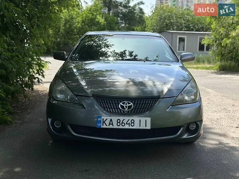 Toyota Camry Solara 2004
