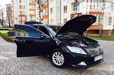 Седан Toyota Camry 2014 в Ивано-Франковске