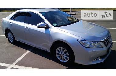 Седан Toyota Camry 2012 в Киеве