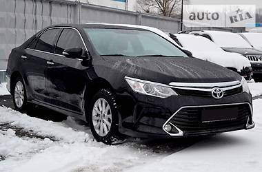 Седан Toyota Camry 2014 в Киеве