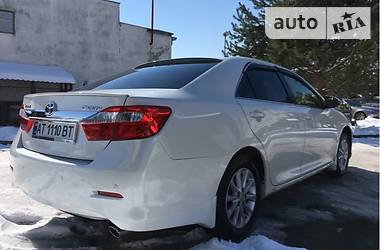 Седан Toyota Camry 2012 в Івано-Франківську