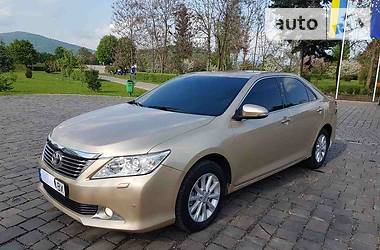 Седан Toyota Camry 2012 в Мукачевому