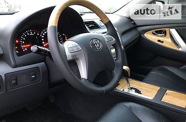 Седан Toyota Camry 2007 в Кривом Роге