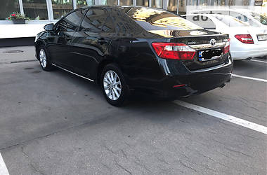 Седан Toyota Camry 2013 в Харькове