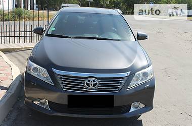 Седан Toyota Camry 2012 в Николаеве