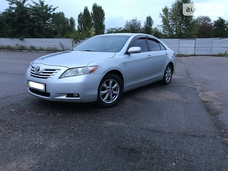 Седан Toyota Camry 2007 в Черкасах