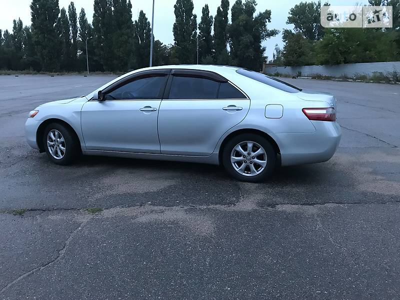 Седан Toyota Camry 2007 в Черкасах