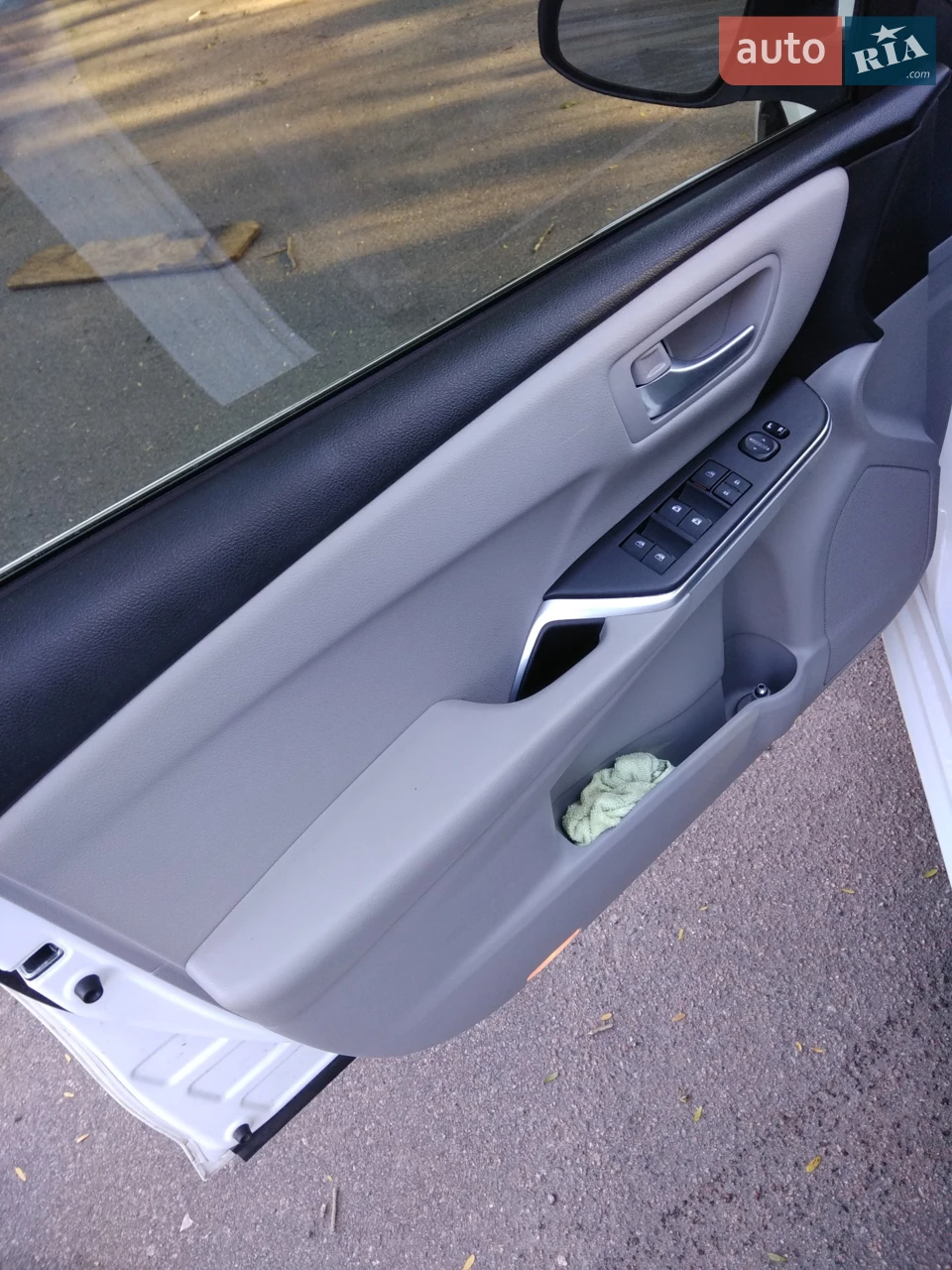 2015 Toyota Camry - мініатюра 4