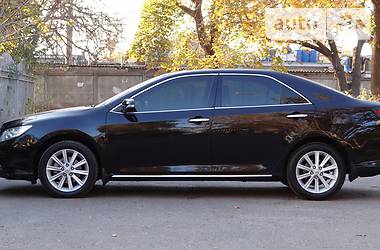 Седан Toyota Camry 2014 в Одессе