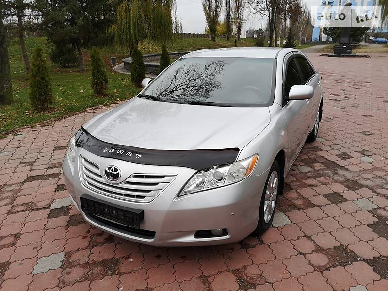 Седан Toyota Camry 2008 в Виннице