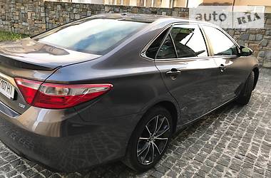 Седан Toyota Camry 2015 в 