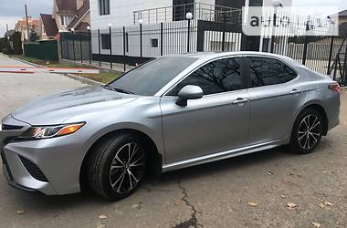 Седан Toyota Camry 2018 в Одессе