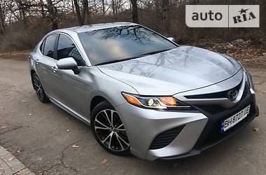 Седан Toyota Camry 2018 в Одессе