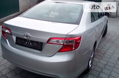 Седан Toyota Camry 2011 в 