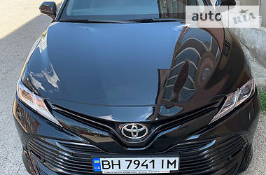 Седан Toyota Camry 2018 в Одессе