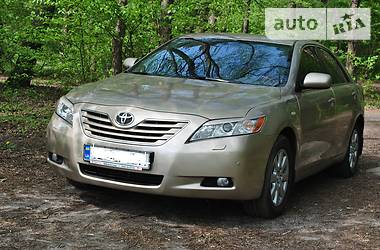 Седан Toyota Camry 2007 в Киеве