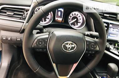 Седан Toyota Camry 2018 в Одессе