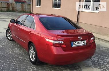 Седан Toyota Camry 2007 в 