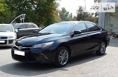 Седан Toyota Camry 2016 в 
