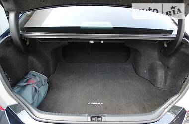 Седан Toyota Camry 2016 в 