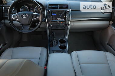 Седан Toyota Camry 2016 в 