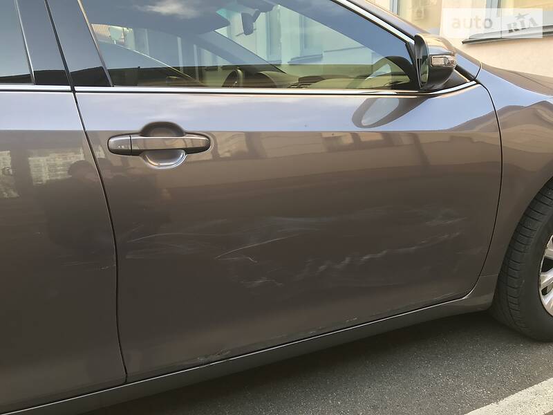 Седан Toyota Camry 2016 в Києві