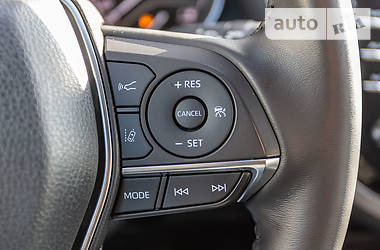 Седан Toyota Camry 2017 в 