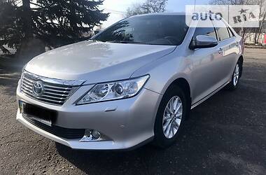 Седан Toyota Camry 2014 в 