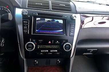 Седан Toyota Camry 2014 в 