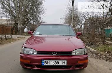 Седан Toyota Camry 1992 в Николаеве