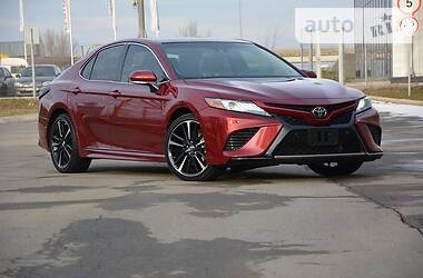 Седан Toyota Camry 2017 в 