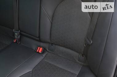 Седан Toyota Camry 2017 в 